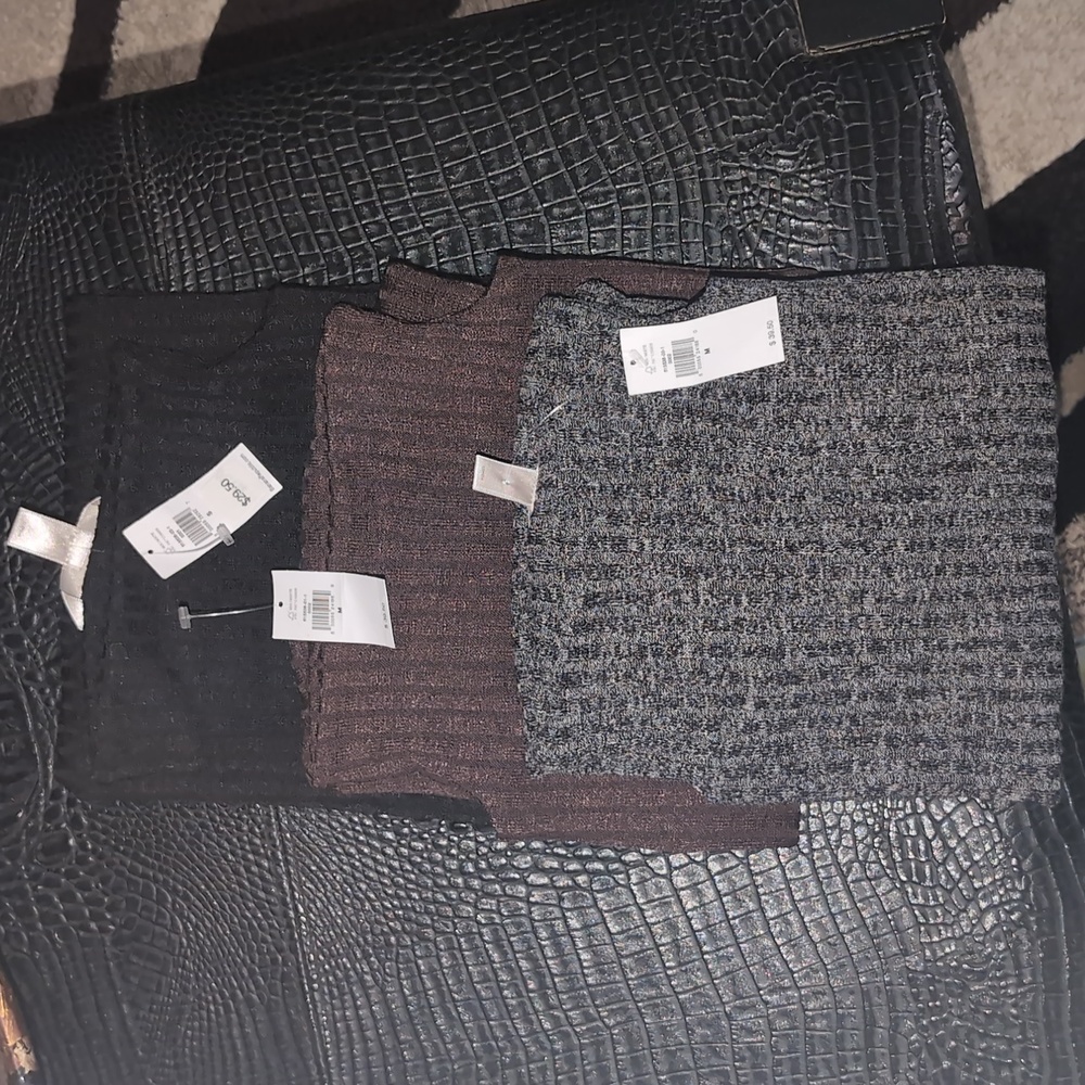 Brand new Banana Republic mock neck sleeveless tops/selling all 3 for one price